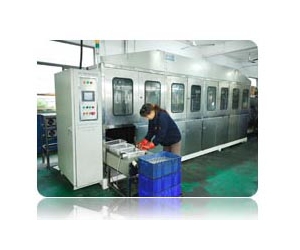 18：自動(dòng)化清洗機