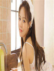 夜半梳头中黄段是几分/芳草碧连天电视剧国语