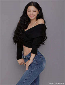 性夜a爽黄爽/微微一笑很