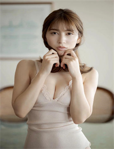 《男女夜晚在爽视频免费观看》