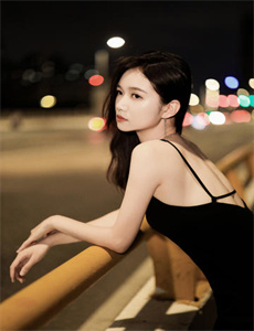 《女朋友她妈妈222BD》