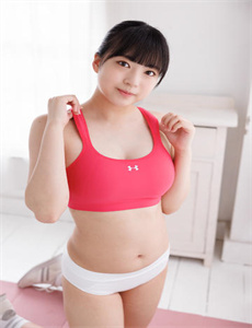 《波多野结衣巨乳在线看》